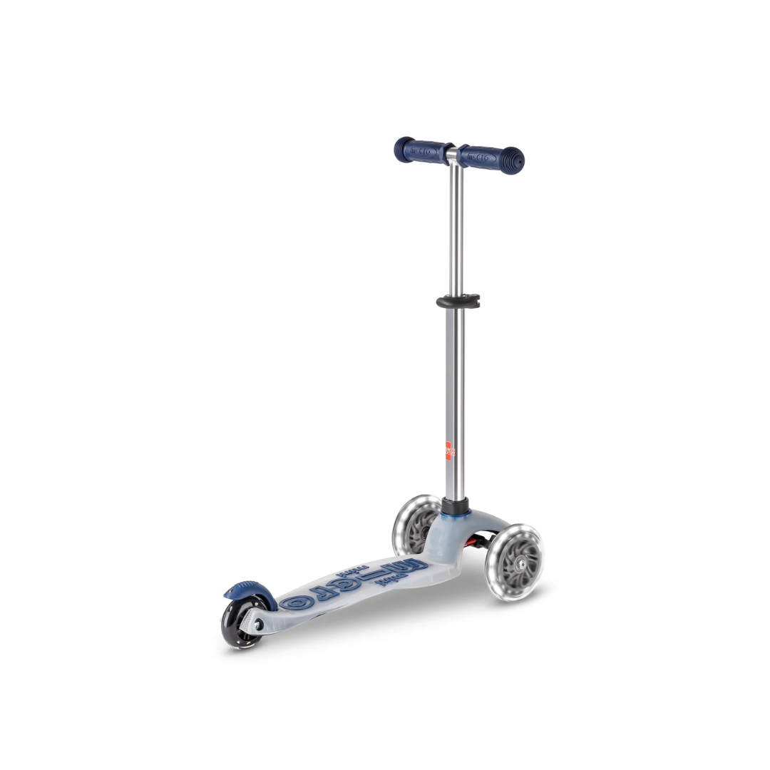 Mini Micro Deluxe Flux LED 3 Wheel Scooter