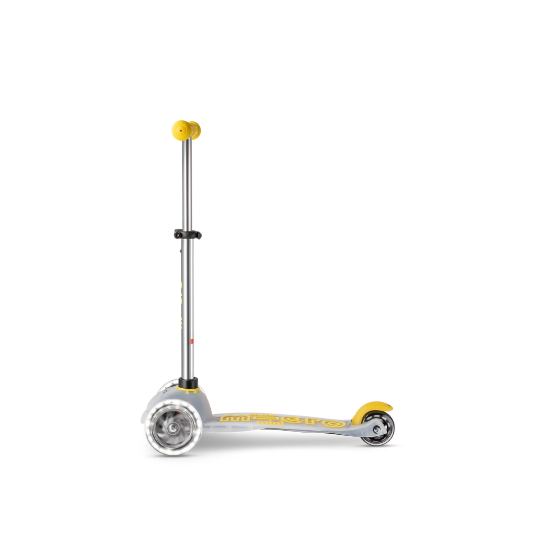 Mini Micro Deluxe Flux LED 3 Wheel Scooter