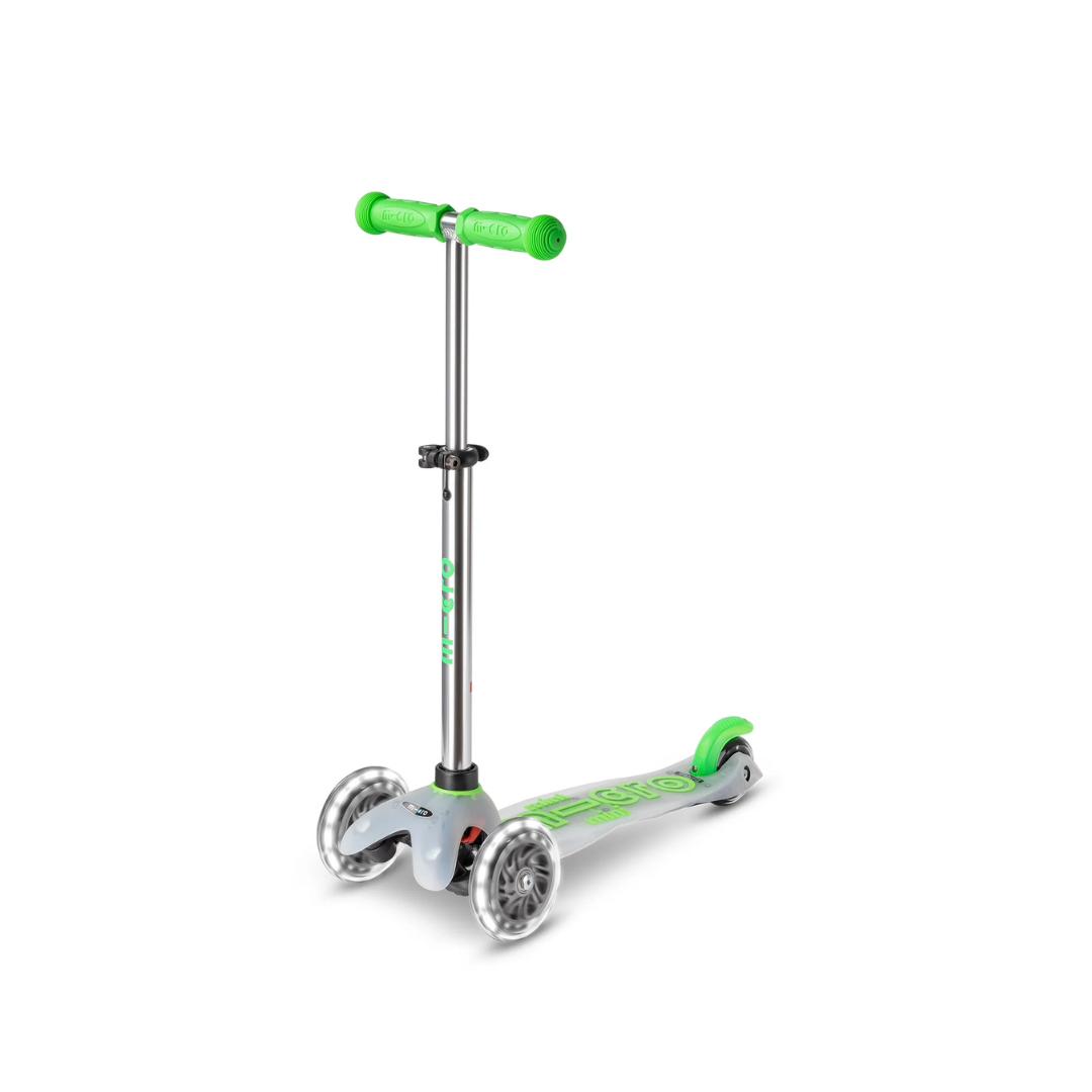 Mini Micro Deluxe Flux LED 3 Wheel Scooter