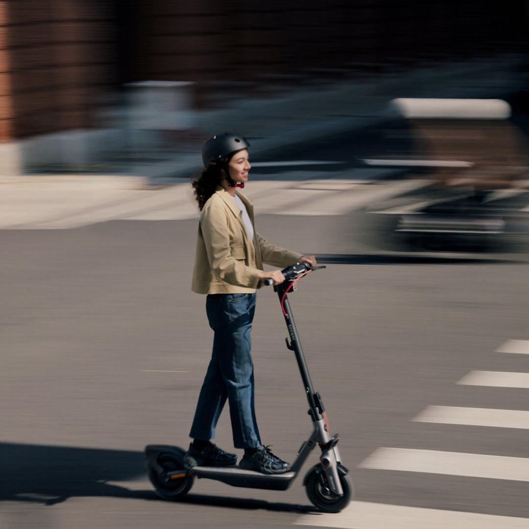 Segway Ninebot F3 Eletric Scooter