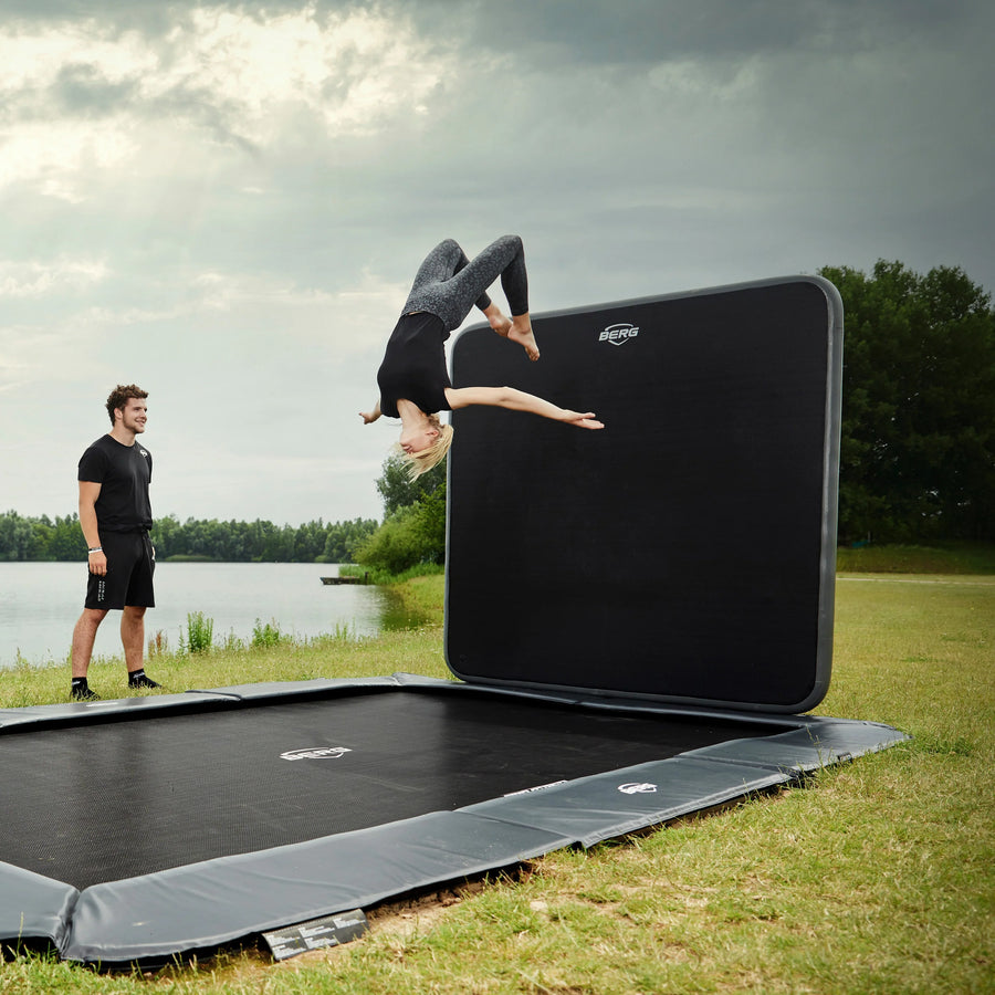 BERG Ultimate Elite Flatground Grey + Aero Wall