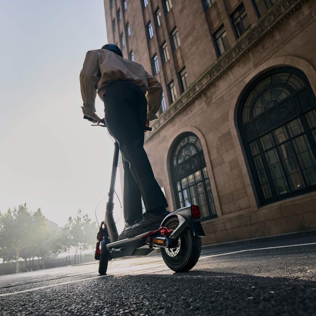 Segway Ninebot F3 Pro Electric Scooter