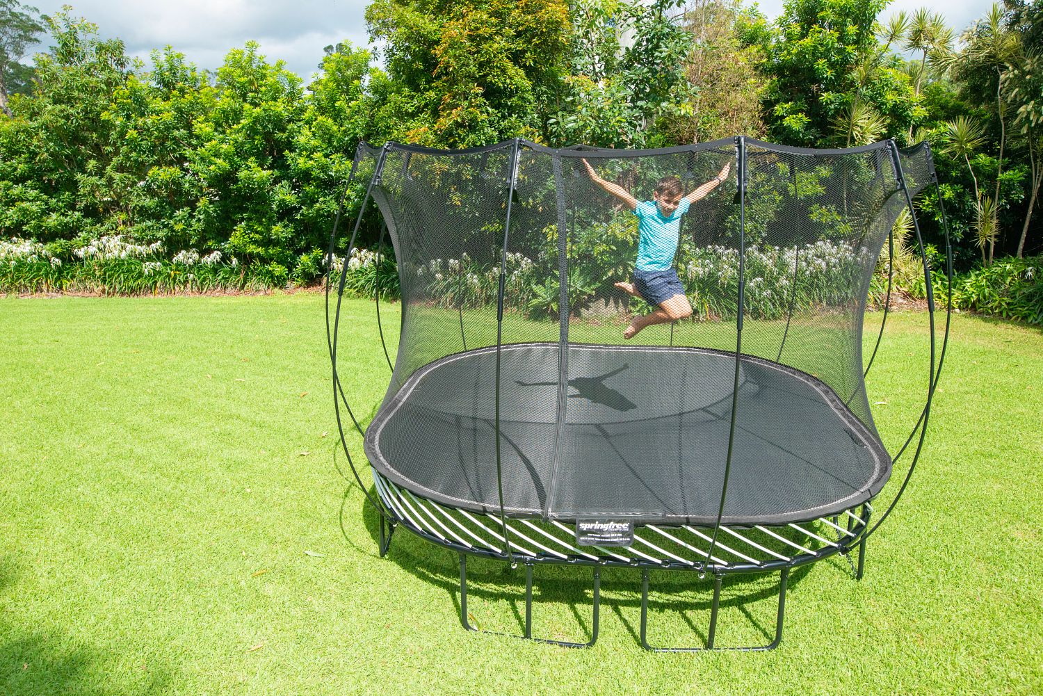 Springfree Medium Square Trampoline