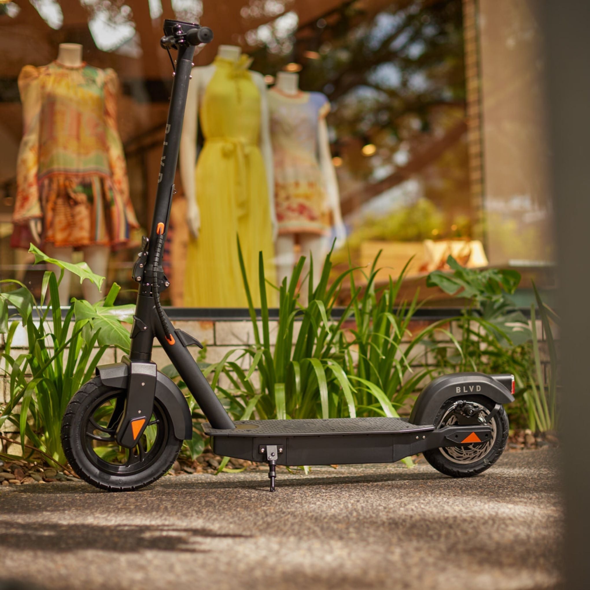 BLVD Elite Electric Scooter