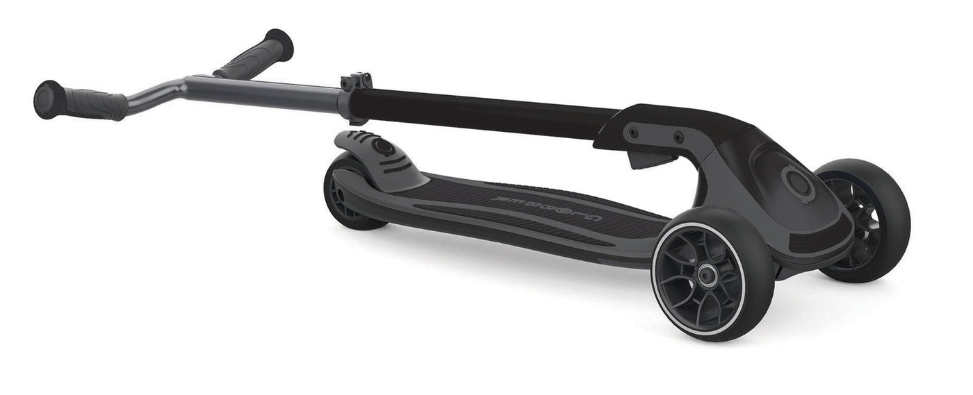 Globber ULTIMUM Kick Scooter