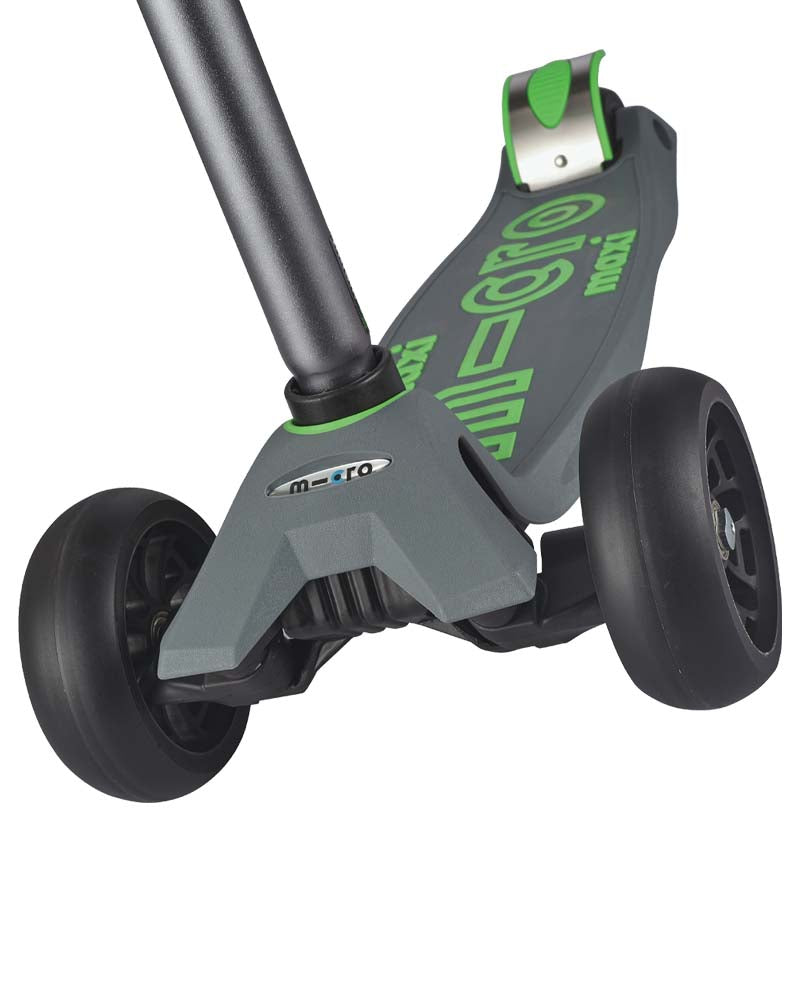 Micro Maxi Deluxe PRO Kids Scooter